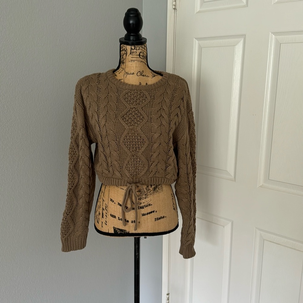 Cropped cable knit sweater.  Size small.  Excellent condition.